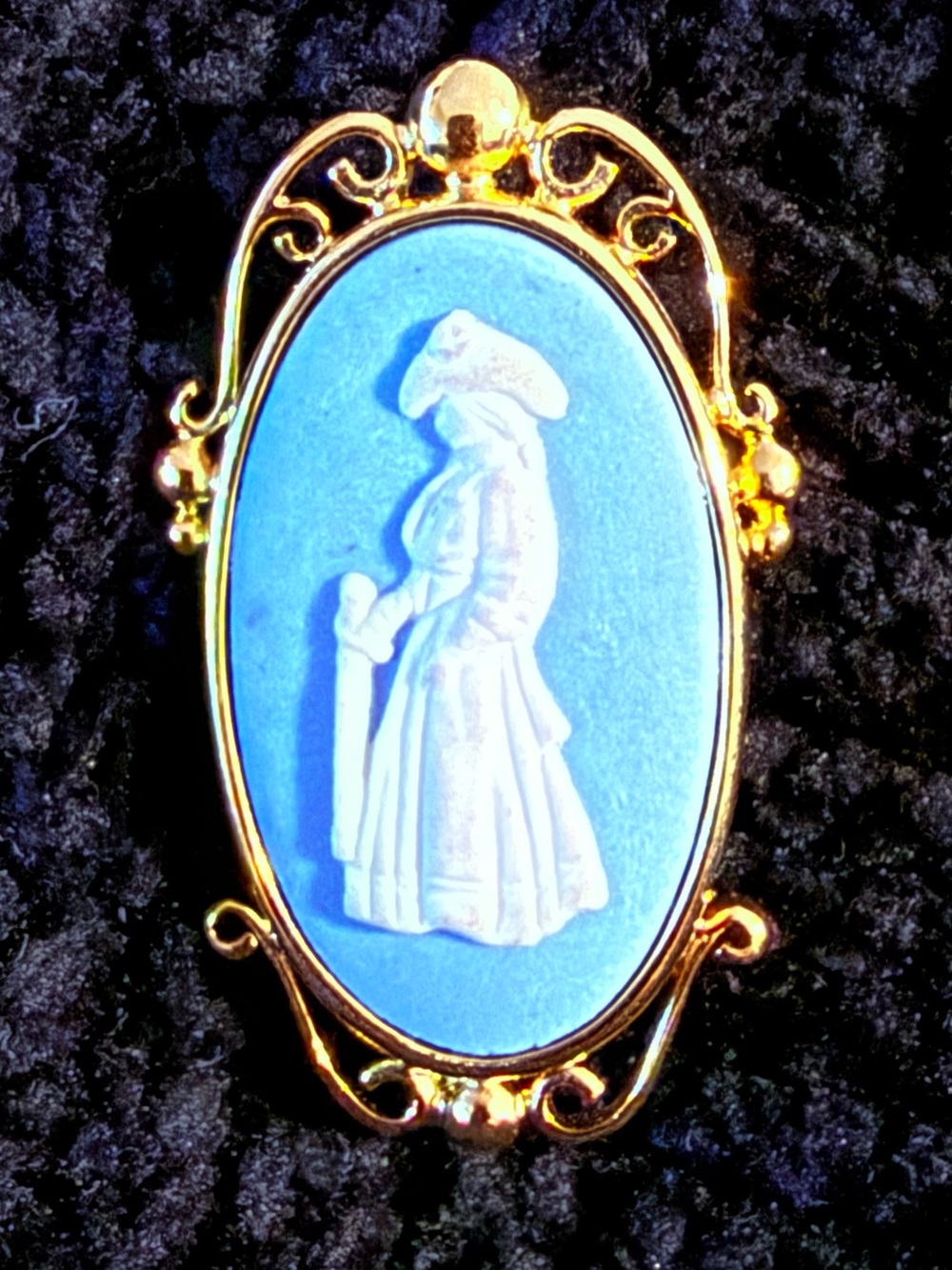 Vintage Wedgwood Sterling Silver Gold Gilt Blue Jasperware Cameo Brooch Pendant